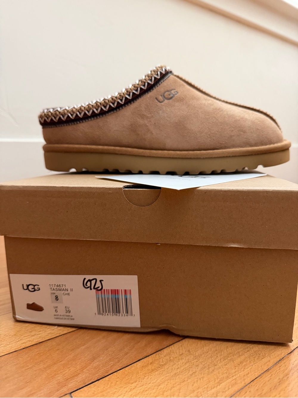 UGG Chestnut Suede Taman II slippers NWT